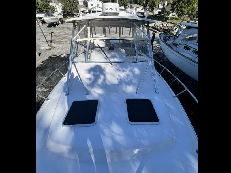 2004 Grady-White Express 330