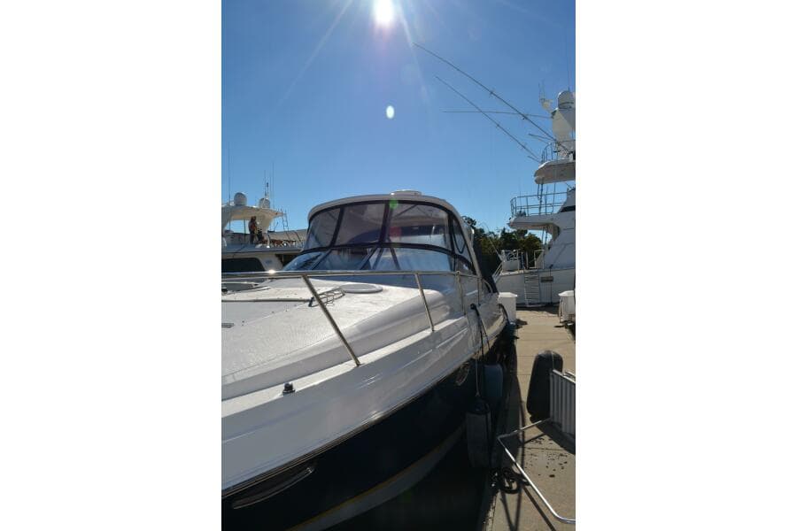 2007 Regal 3760 Sportyacht