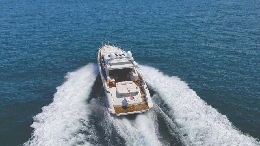 2011 Azimut 68S