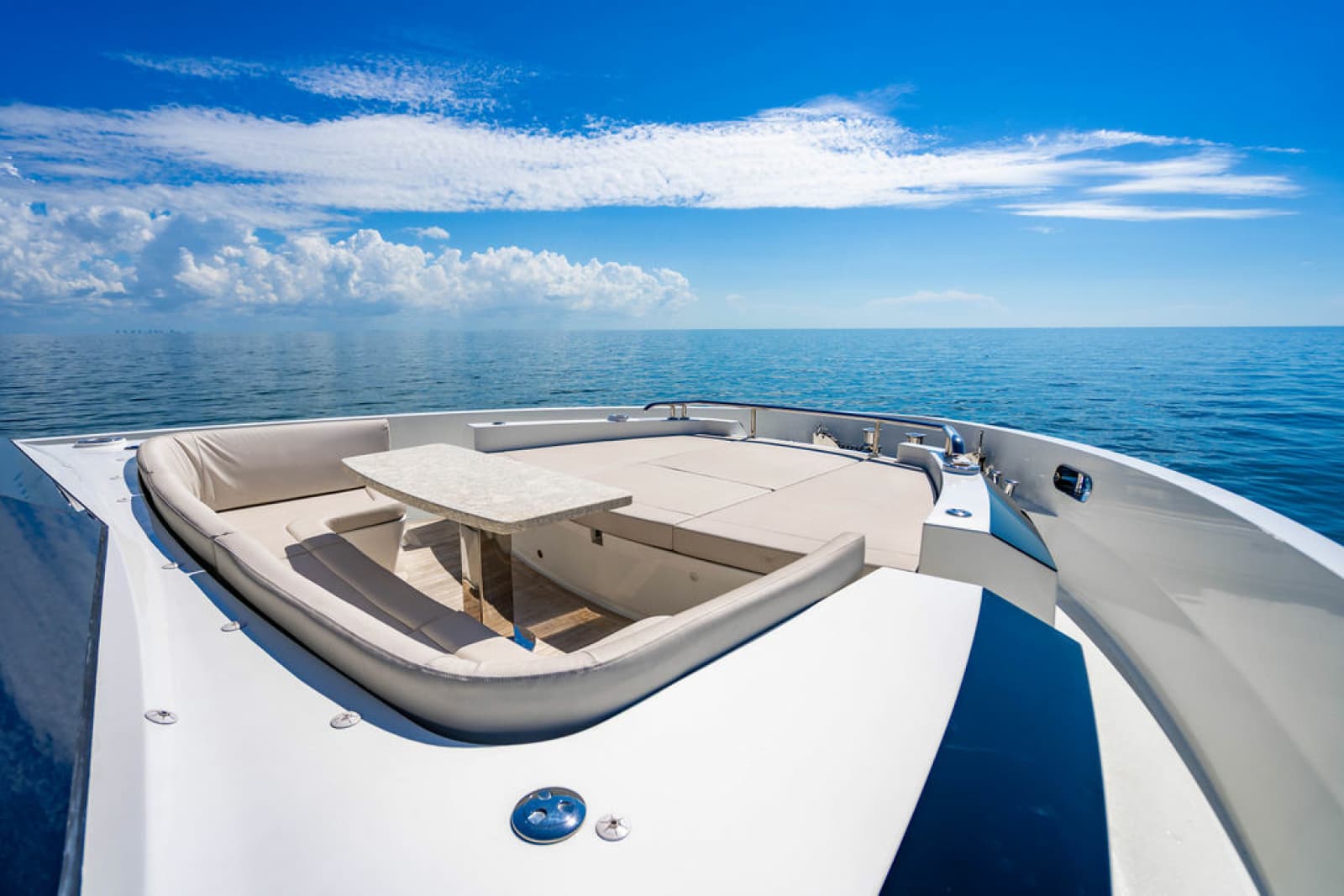2020 Ocean Alexander 84R - Photo 58