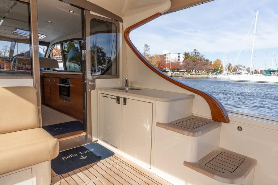 2016 Palm Beach Motor Yachts PB50