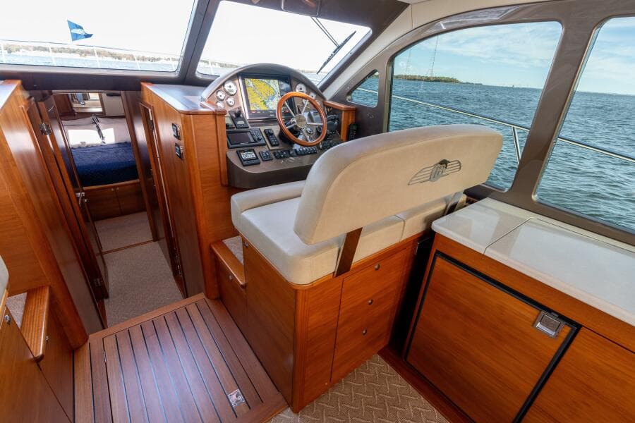 2016 Palm Beach Motor Yachts PB50