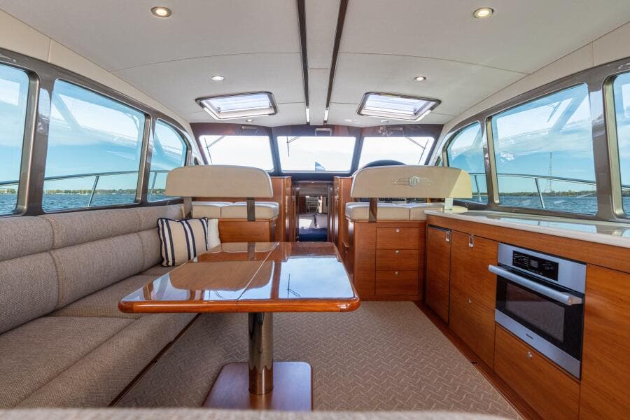2016 Palm Beach Motor Yachts PB50