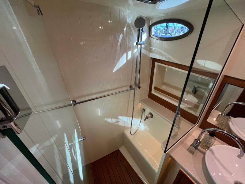 2016 Palm Beach Motor Yachts PB50