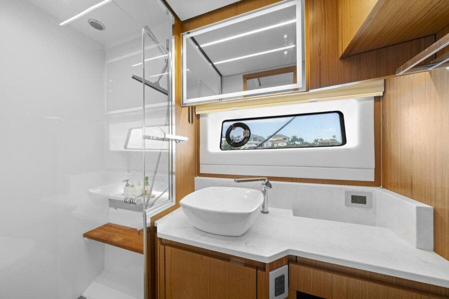 2023 Tiara Yachts EX 60