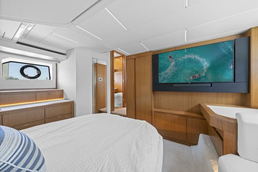 2023 Tiara Yachts EX 60