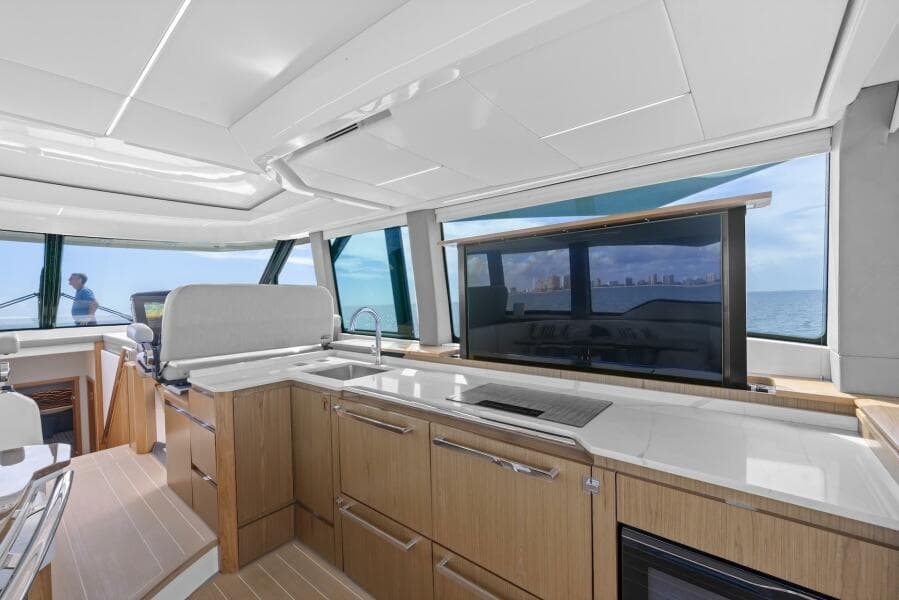 2023 Tiara Yachts EX 60