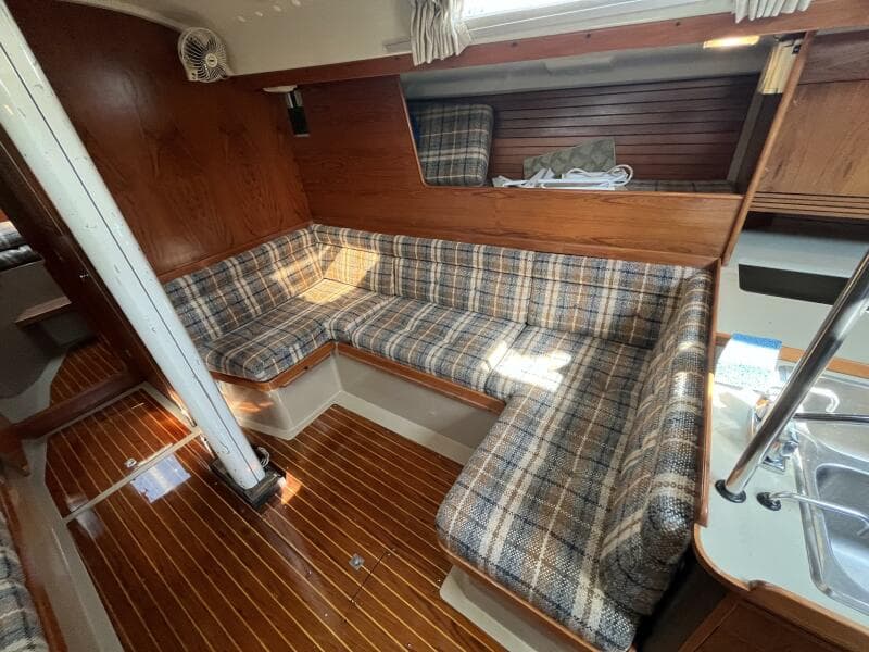 1984 C&C 41 - Photo 32