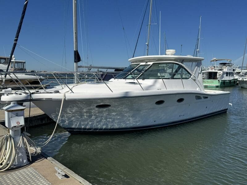 2005 Tiara Yachts 3200 Open