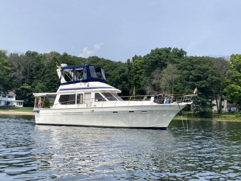 40' Khas Shing starboard profile2