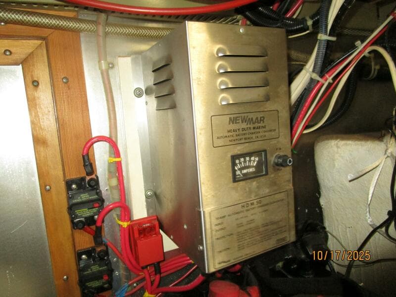 40' Kha Shing battery charger