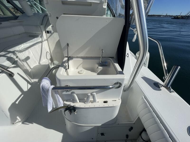 2001 Boston Whaler 285 Conquest