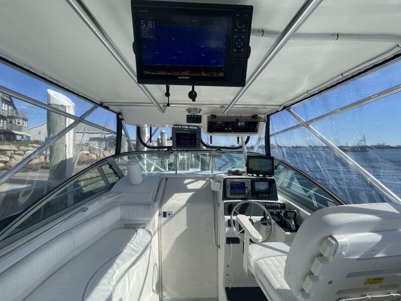 2001 Boston Whaler 285 Conquest