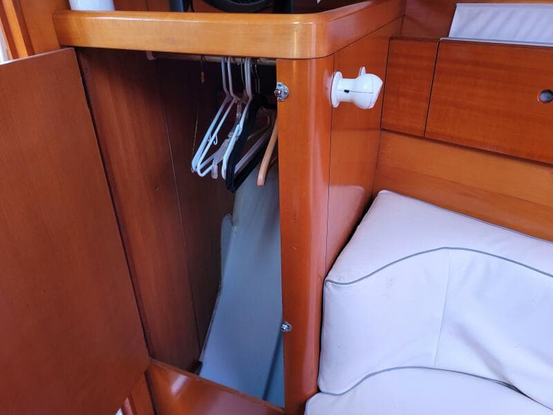 1996 Beneteau 42s7
