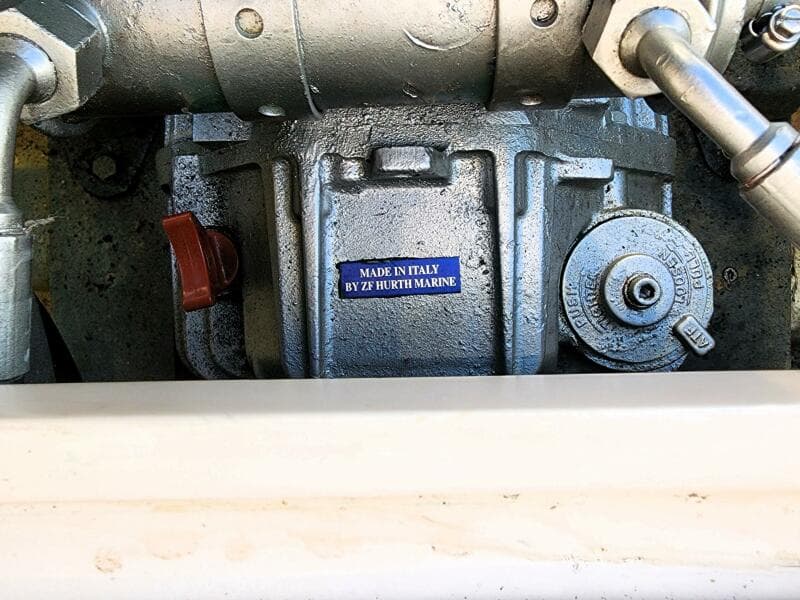 2007 Custom Flanders Bay 27