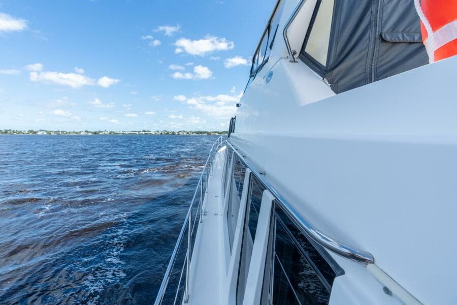 2009 Pacific Mariner 65 Motor Yacht