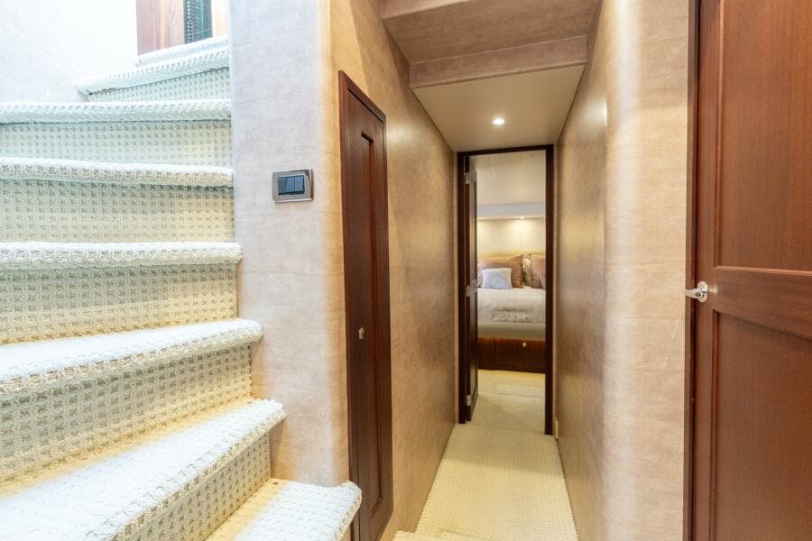 2009 Pacific Mariner 65 Motor Yacht