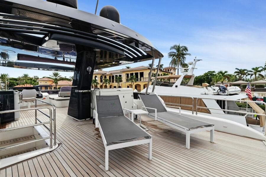 2021 Sirena 64- DESTIN-E- Flybridge