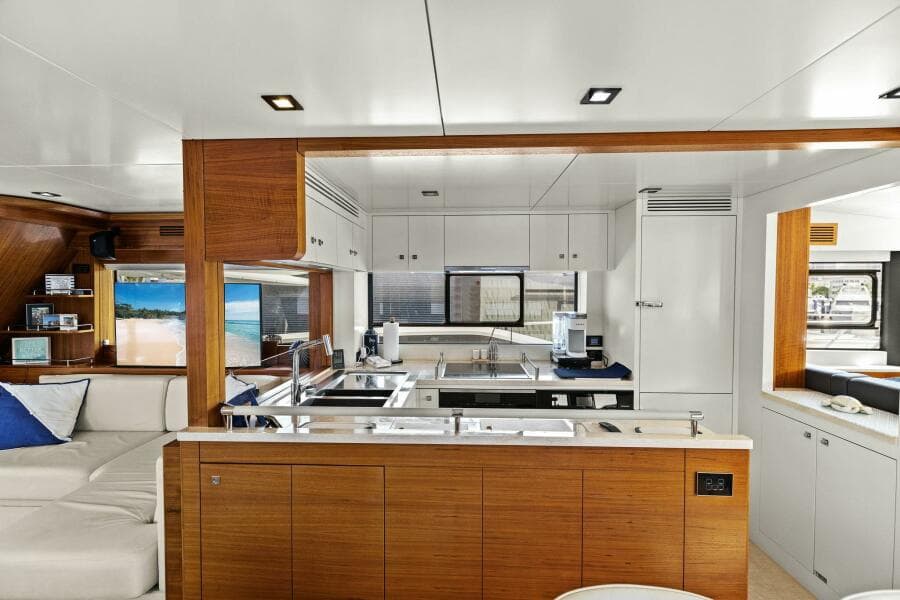 2021 Sirena 64- DESTIN-E- Galley 
