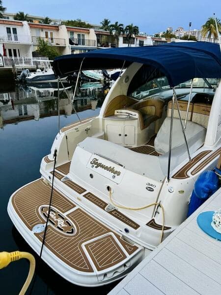 2004 Sea Ray 320 Sundancer