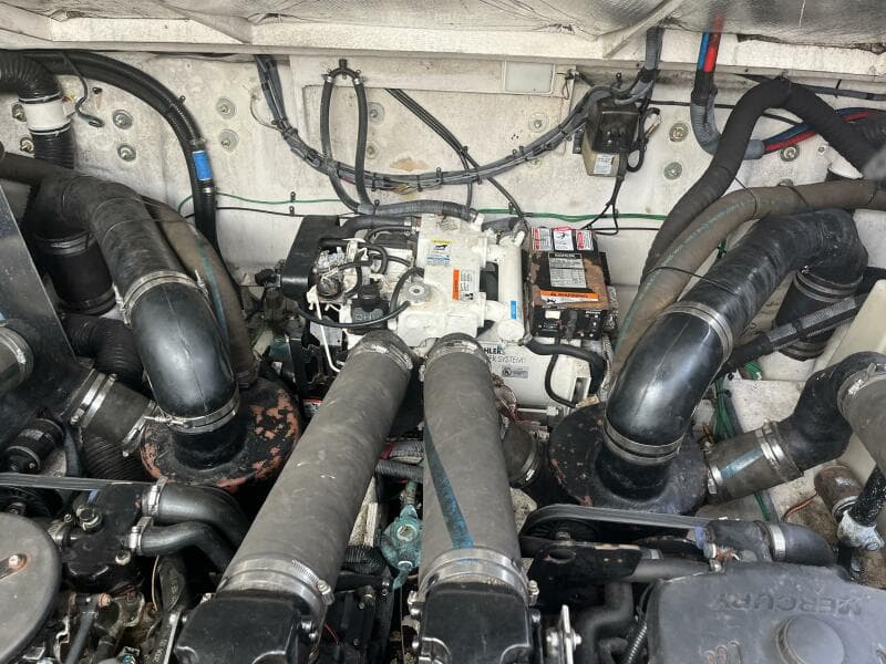 2005 Sea Ray 320 Sundancer