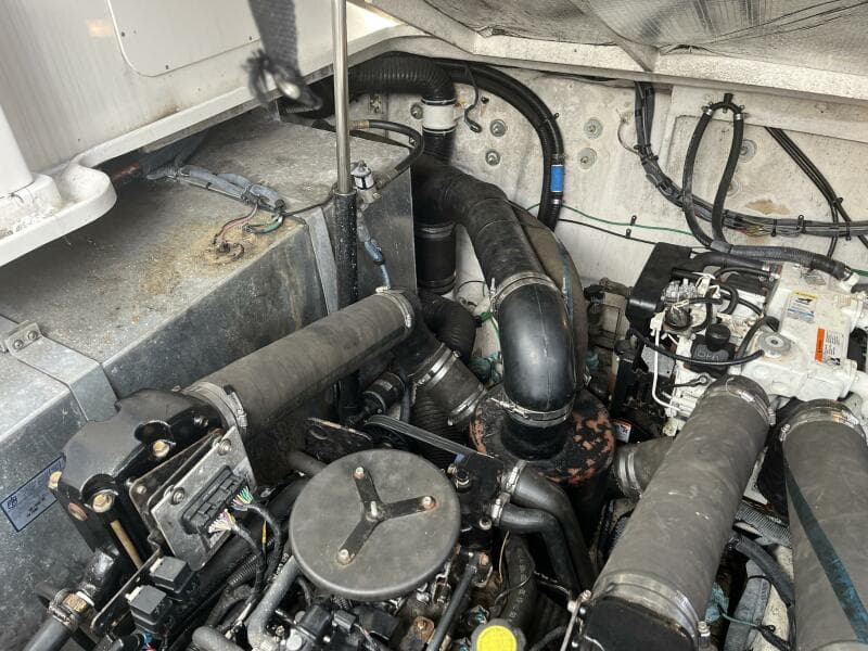 2005 Sea Ray 320 Sundancer