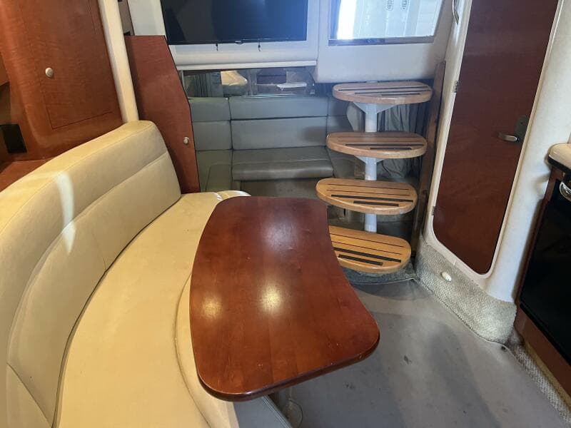 2005 Sea Ray 320 Sundancer