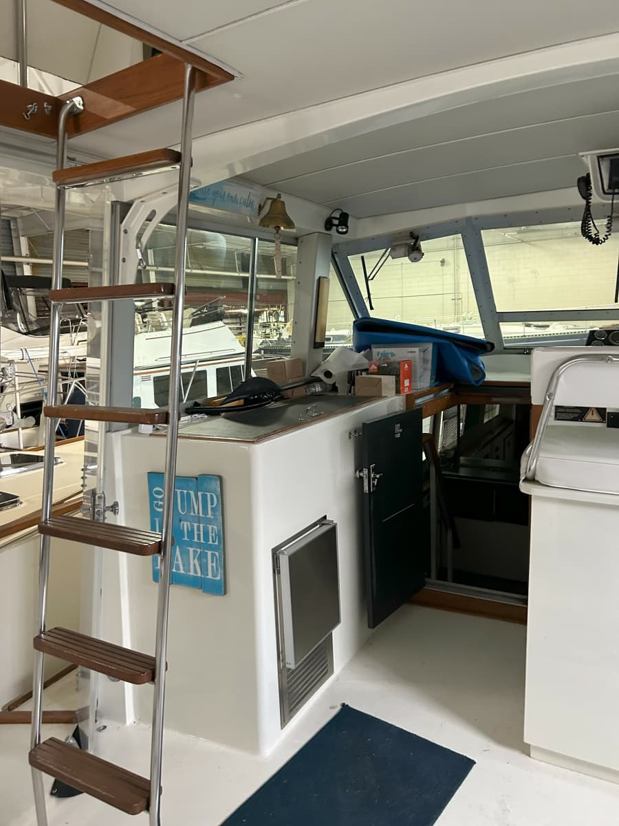 1977 Bertram 42 Motor Yacht - Photo 13
