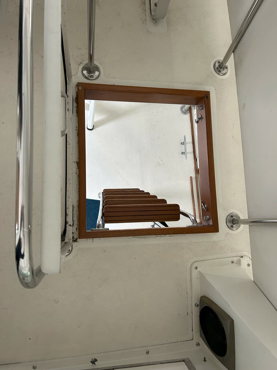 1977 Bertram 42 Motor Yacht - Photo 91