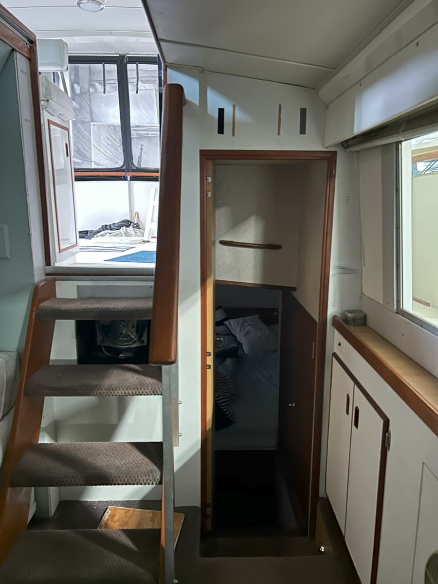 1977 Bertram 42 Motor Yacht - Photo 46