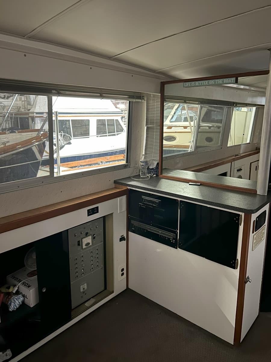 1977 Bertram 42 Motor Yacht - Photo 40