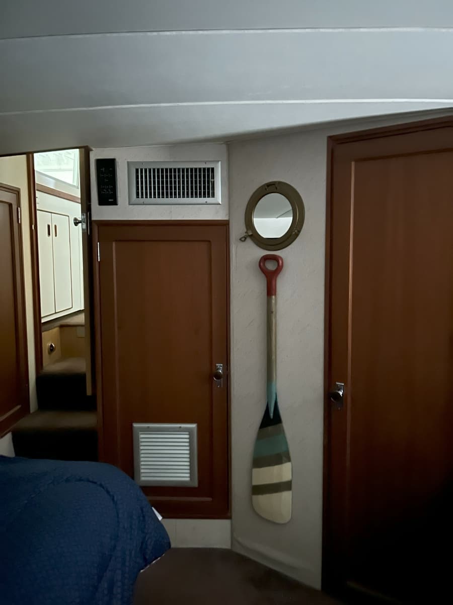 1977 Bertram 42 Motor Yacht - Photo 50