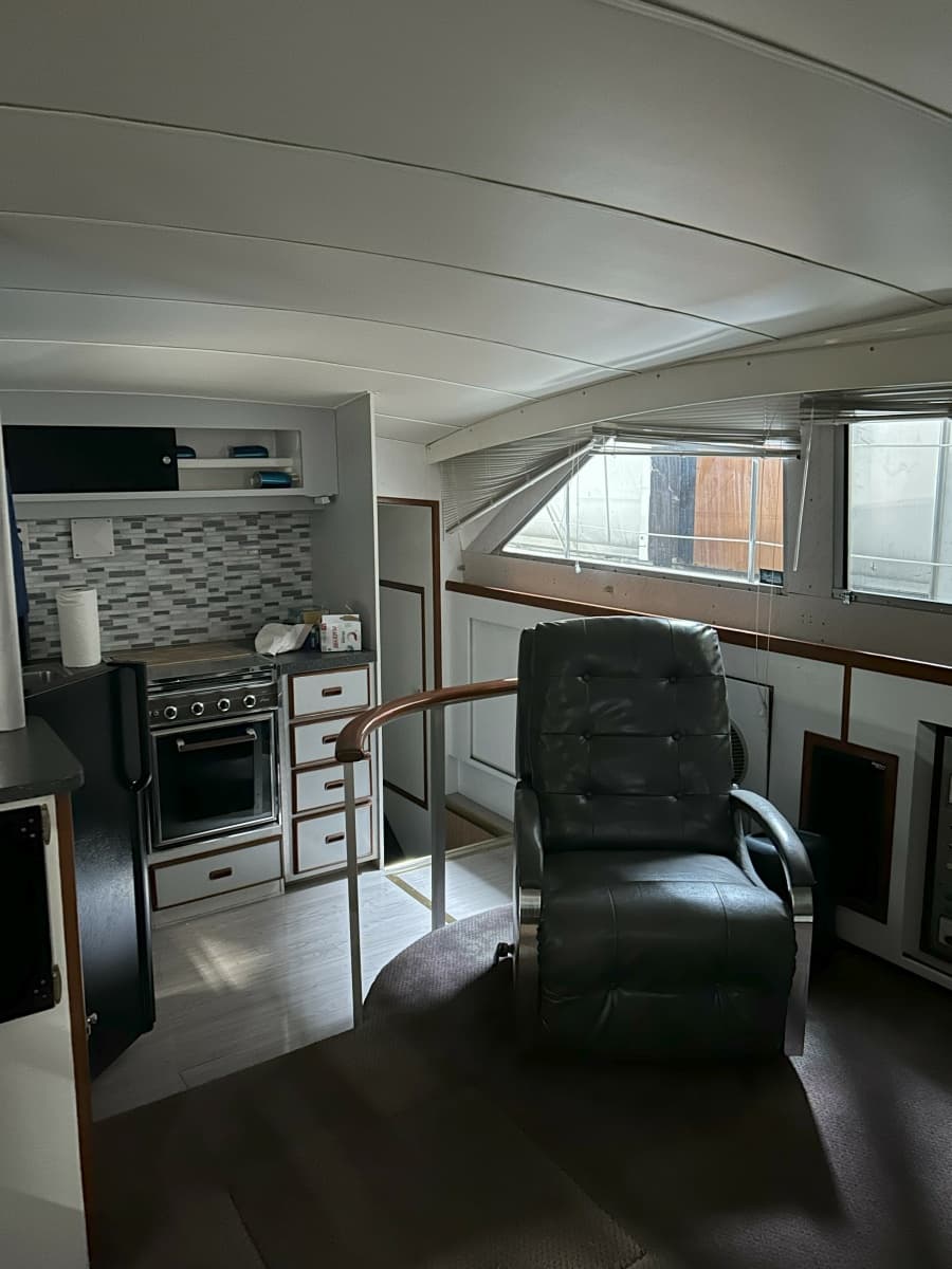 1977 Bertram 42 Motor Yacht - Photo 39