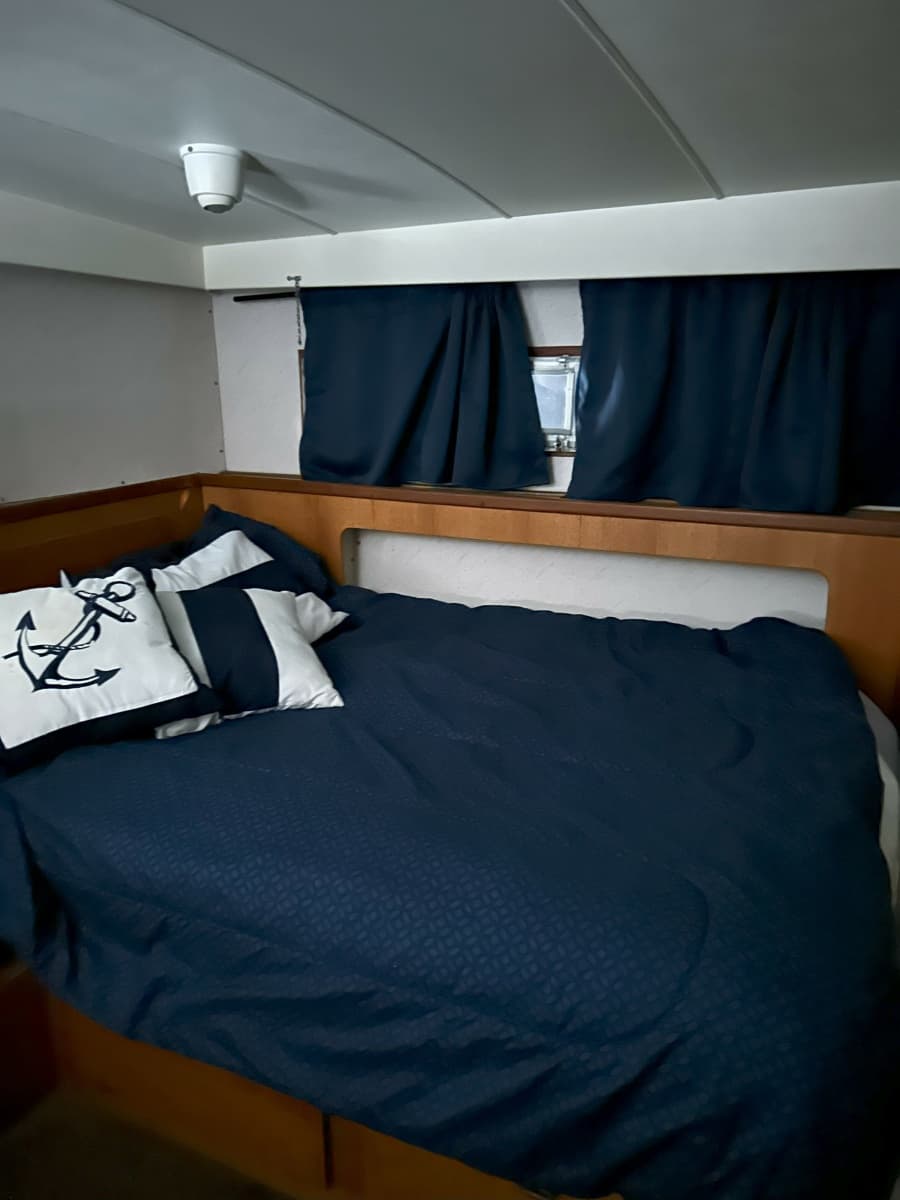 1977 Bertram 42 Motor Yacht - Photo 48