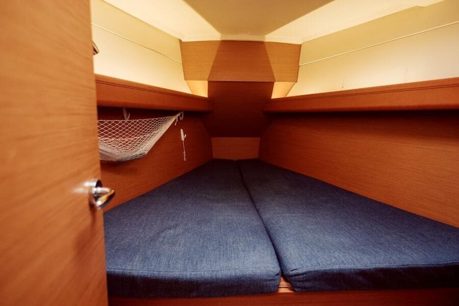 2019 Jeanneau 389 Sun Odyssey