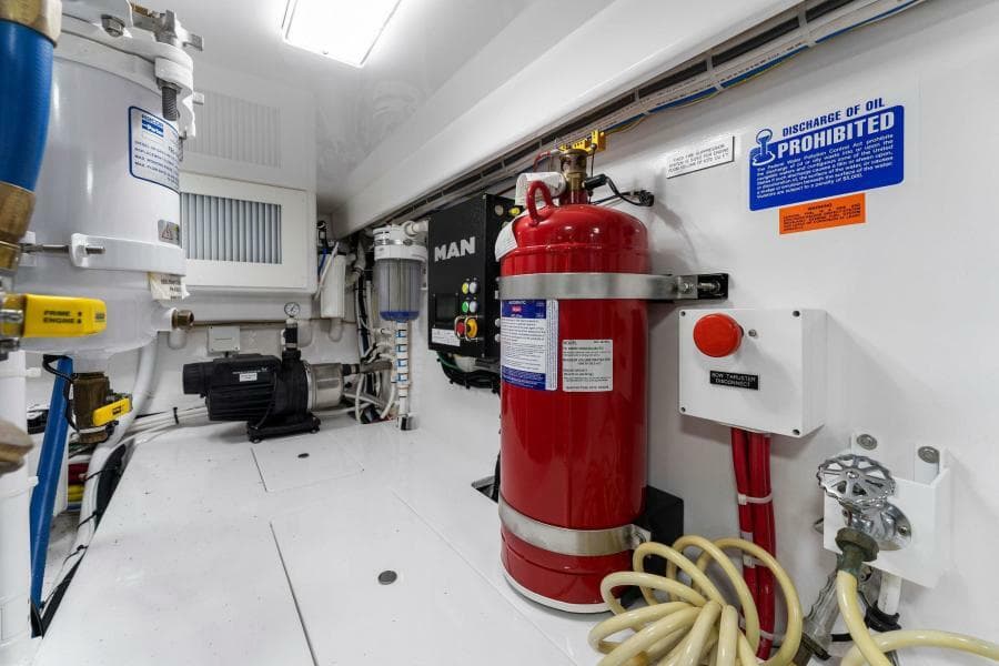 2021 Viking 54 Convertible HAMMERHEADS Engine Room