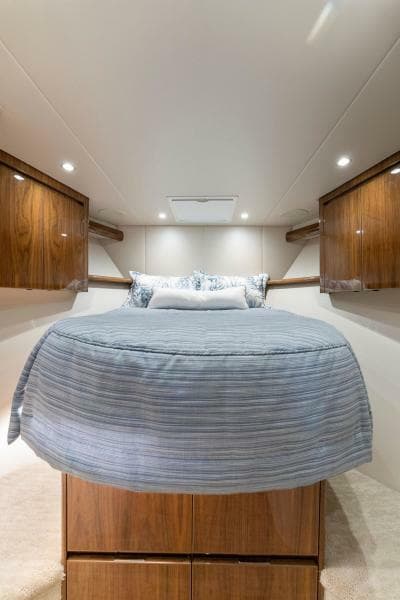 2021 Viking 54 Convertible HAMMERHEADS Stateroom