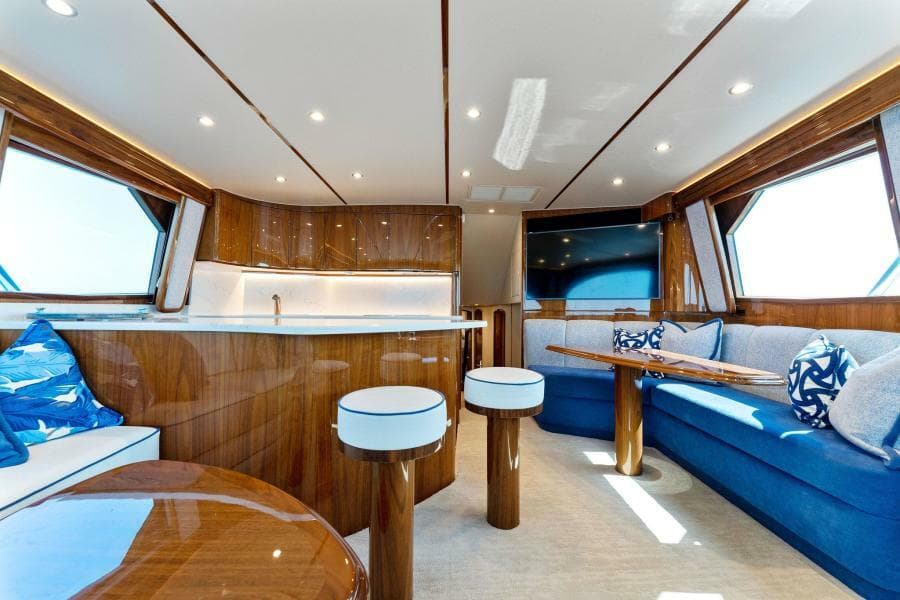 2021 Viking 54 Convertible HAMMERHEADS Salon