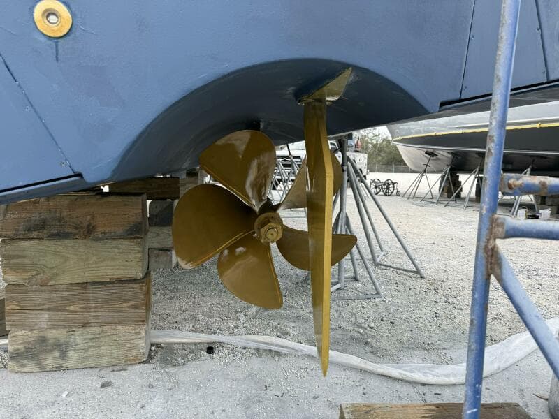 2021 Viking 54 Convertible- HAMMERHEADS- Prop