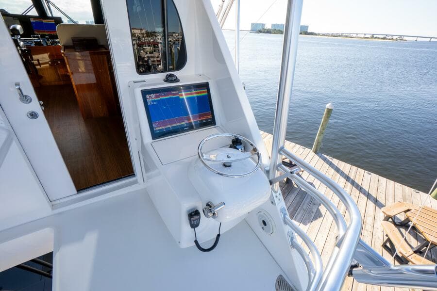 2021 72 Viking EB Our Trade Aft Deck (2)