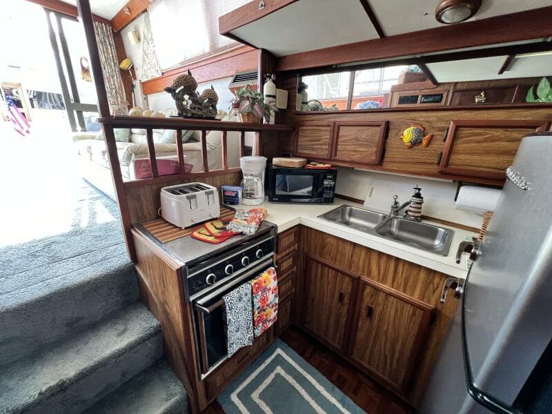 1979 Viking 35 Convertible