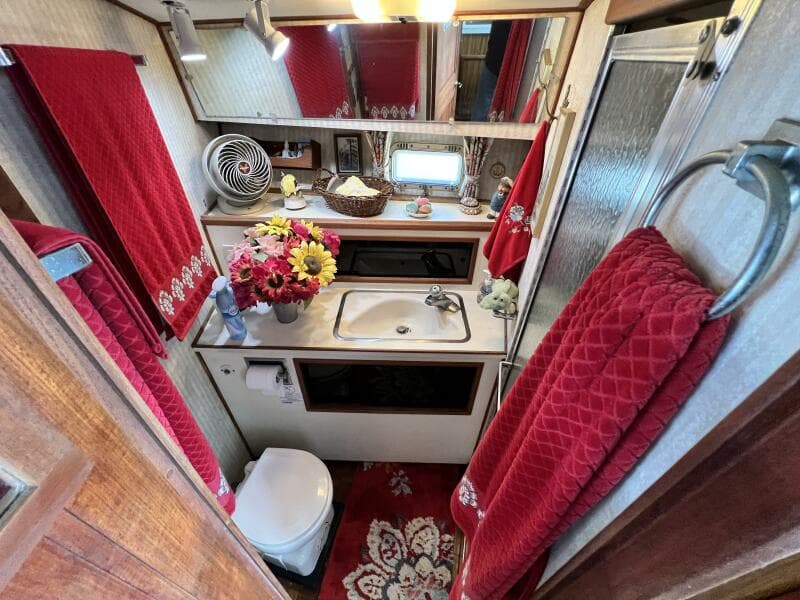 1979 Viking 35 Convertible