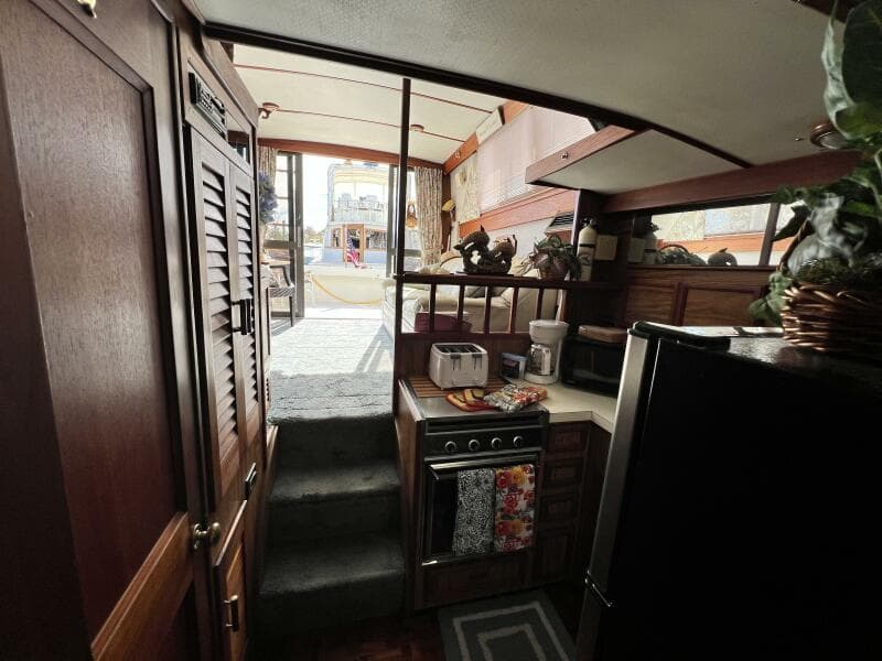 1979 Viking 35 Convertible