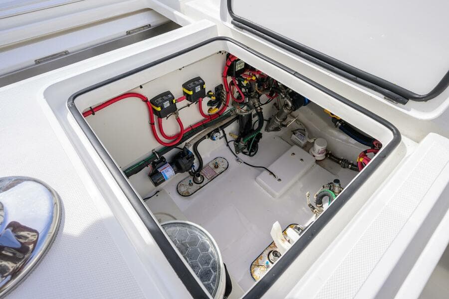 2018 Buddy Davis 42 Center Console - Cockpit