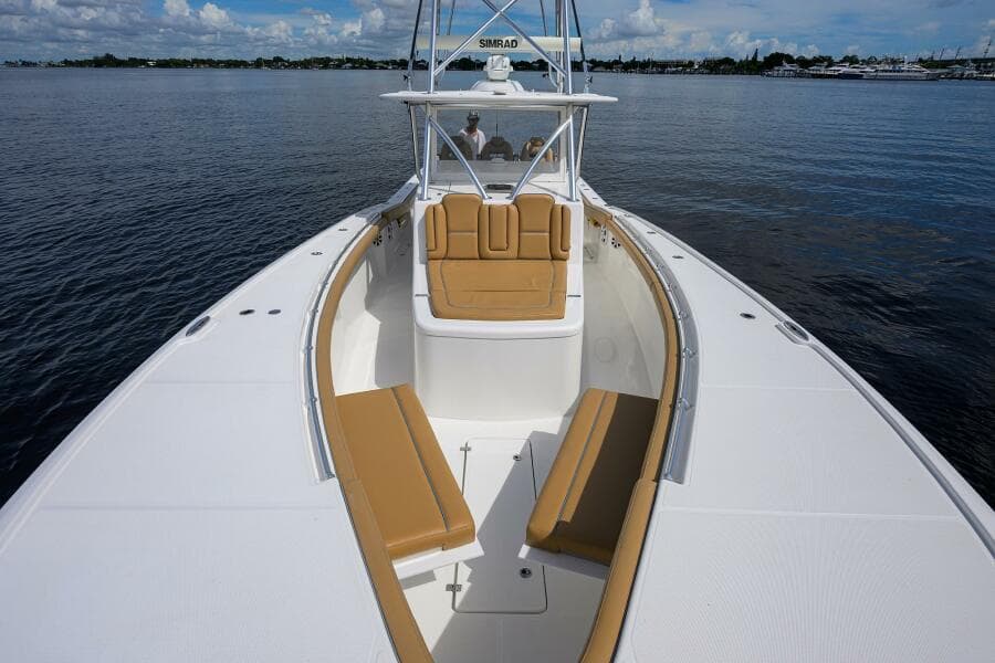 2018 Buddy Davis 42 Center Console - Bow, Forward Seating
