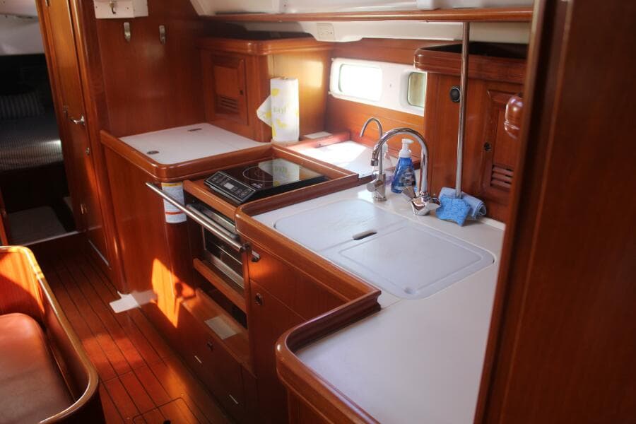 2001 Beneteau 411