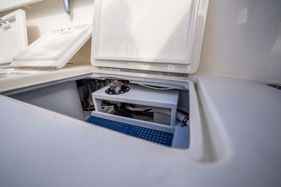 2003 Gamefisherman 34 Express