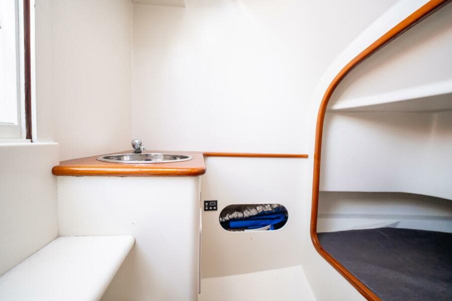 2003 Gamefisherman 34 Express