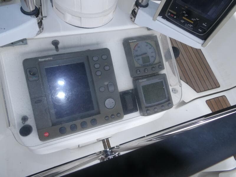 2004 Beneteau 423