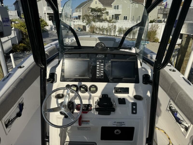 2023 Sea Fox 268 Commander